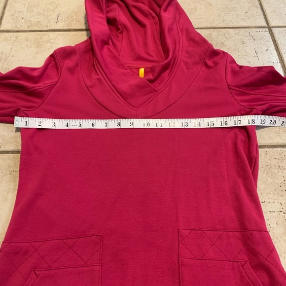 Lole Women's Pink Hoodie with Pockets Size Medium - Picture 4 of 8